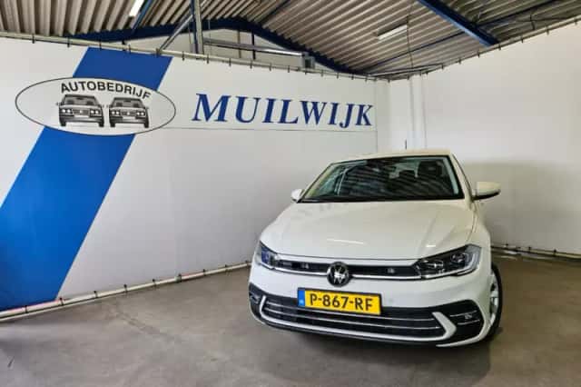 Volkswagen Polo (2022) thumbnail 5