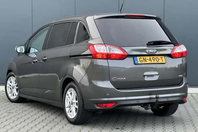 Ford Grand C-Max (2015) thumbnail 3
