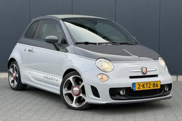 Abarth 500 (2011) thumbnail 2