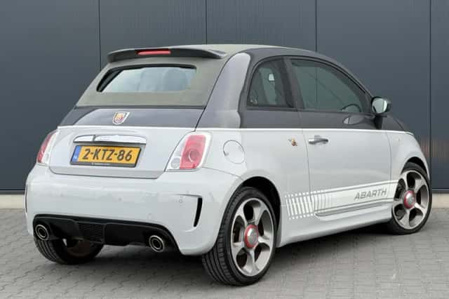 Abarth 500 (2011) thumbnail 4