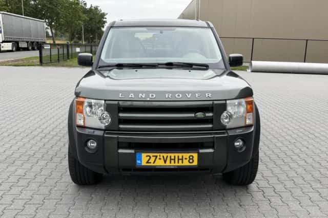 Land Rover Discovery (2007) thumbnail 2