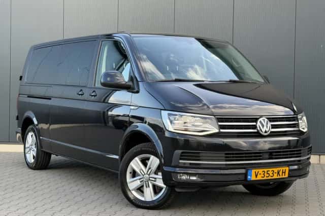 Volkswagen Transporter (2018) thumbnail 2