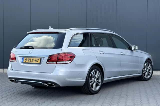 Mercedes-Benz E-Klasse (2013) thumbnail 4