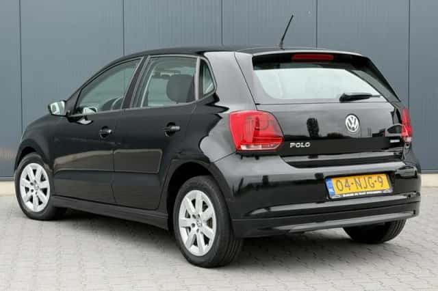 Volkswagen Polo (2010) thumbnail 3