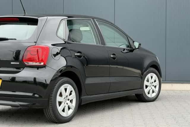 Volkswagen Polo (2010) thumbnail 5