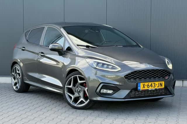 Ford Fiesta (2019) thumbnail 2