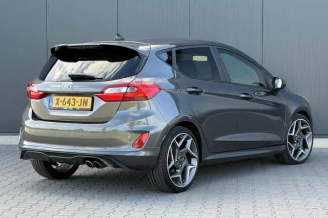 Ford Fiesta (2019) thumbnail 4
