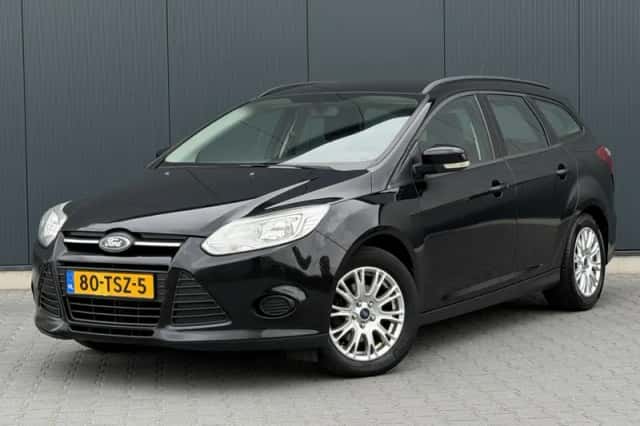Ford Focus (2012) thumbnail 1