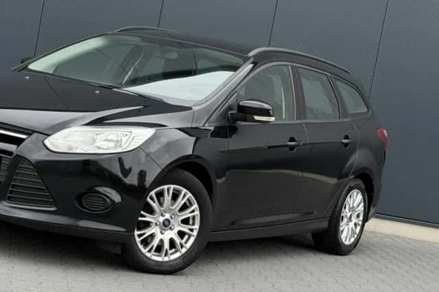 Ford Focus (2012) thumbnail 6