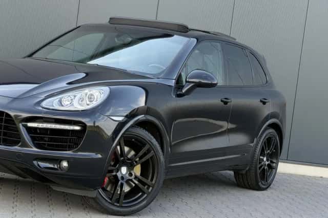 Porsche Cayenne (2010) thumbnail 6