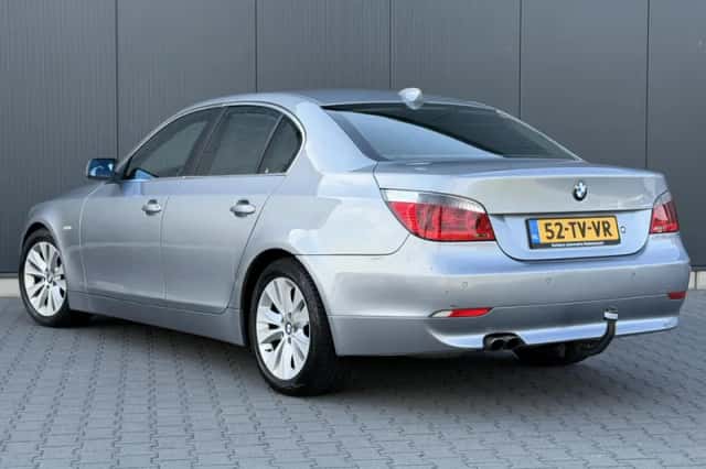 BMW 5-Serie (2007) thumbnail 3