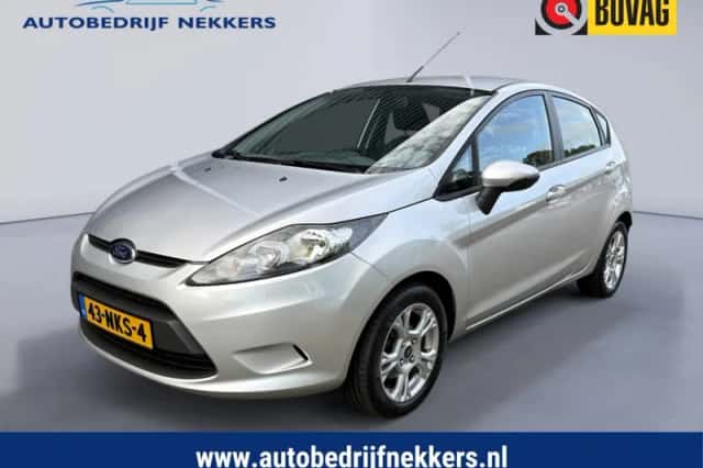 Ford Fiesta (2010) thumbnail 1
