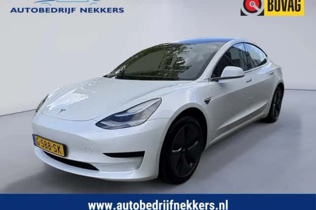 Tesla Model 3 (2019) thumbnail 1