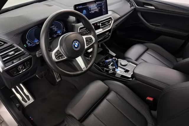 BMW iX3 (2022) thumbnail 5