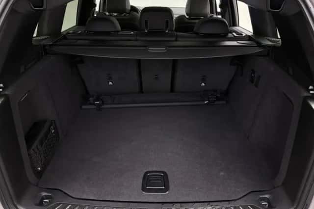 BMW iX3 (2022) thumbnail 6