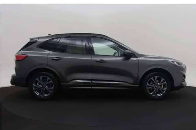 Ford Kuga (2024) thumbnail 4