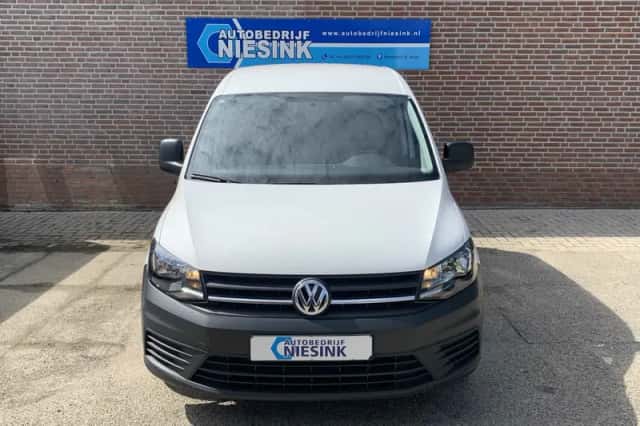 Volkswagen Caddy (2018) thumbnail 3
