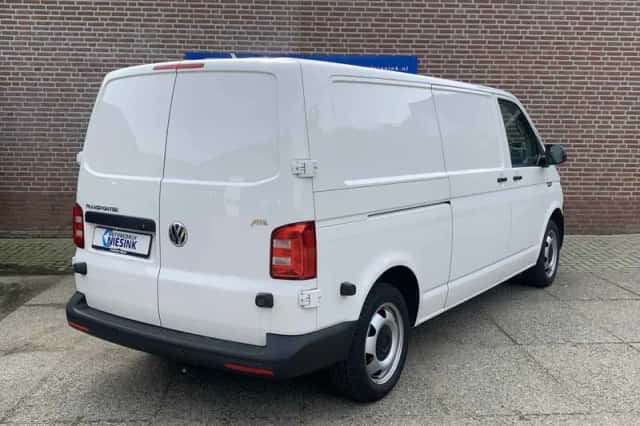Volkswagen Transporter (2020) thumbnail 5