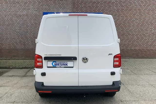 Volkswagen Transporter (2020) thumbnail 6