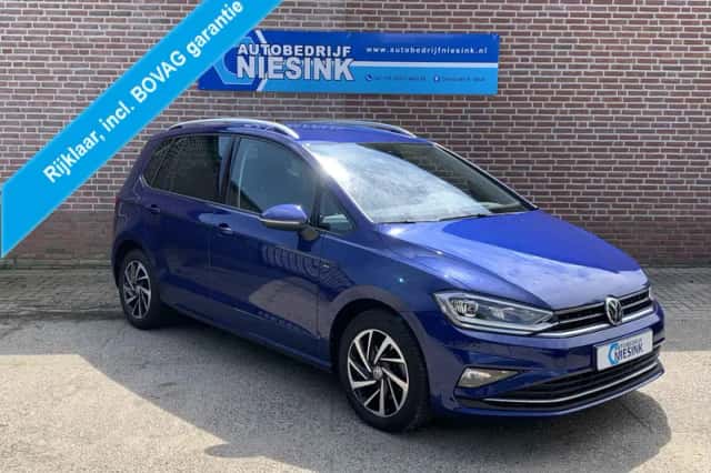 Volkswagen Golf Sportsvan (2018) thumbnail 1