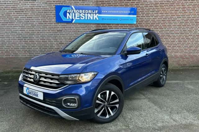 Volkswagen T-Cross (2021) thumbnail 2
