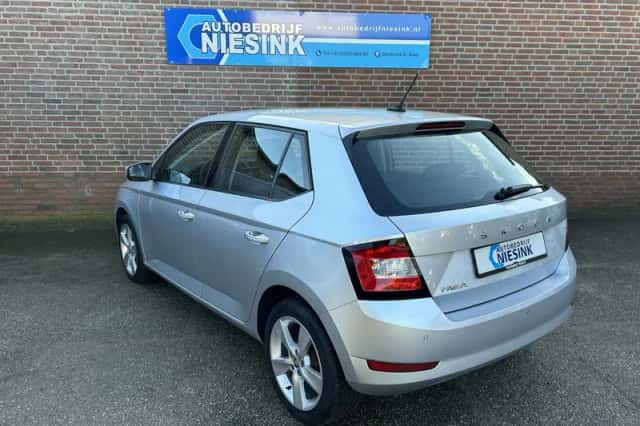 Škoda Fabia (2019) thumbnail 4