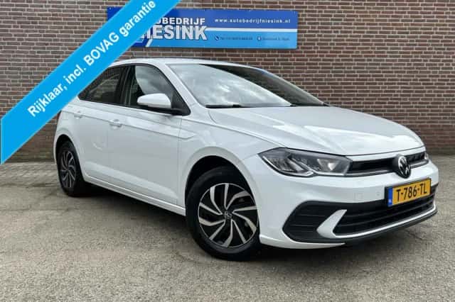 Volkswagen Polo (2023) thumbnail 1
