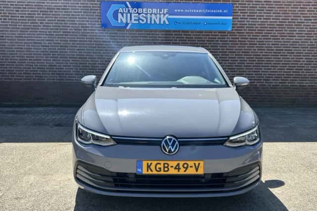 Volkswagen Golf (2020) thumbnail 3