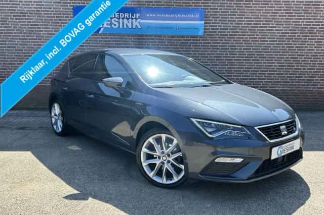 SEAT Leon (2018) thumbnail 1