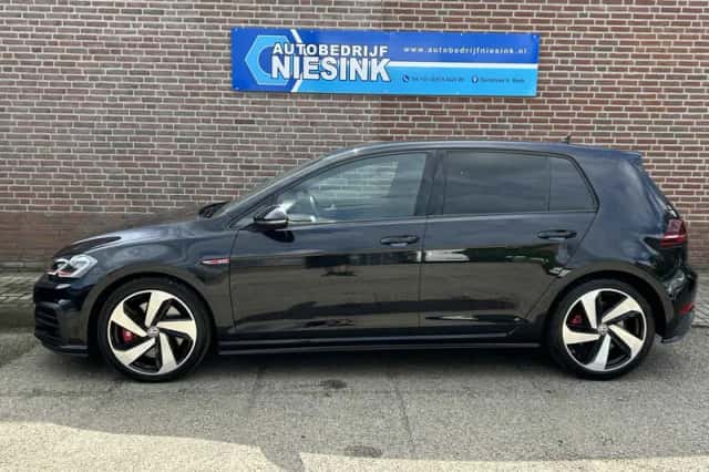 Volkswagen Golf (2019) thumbnail 5
