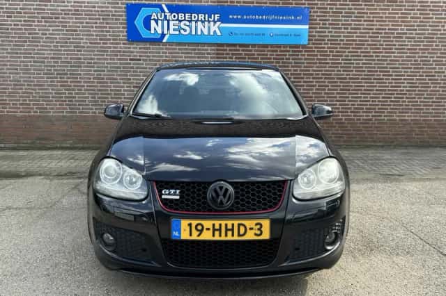 Volkswagen Golf (2008) thumbnail 3