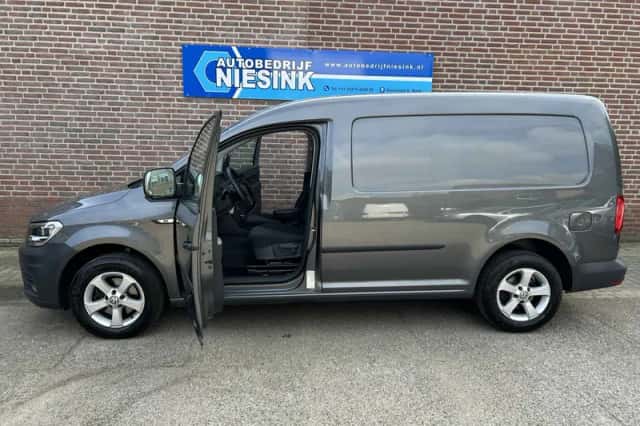 Volkswagen Caddy (2017) thumbnail 5