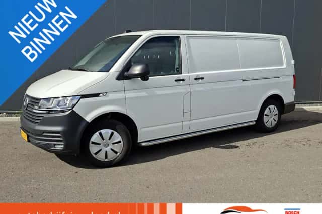 Volkswagen Transporter (2022) thumbnail 1