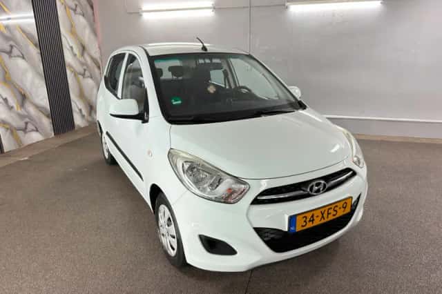 Hyundai i10 (2012) thumbnail 3