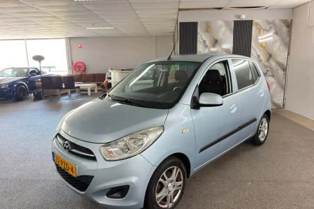 Hyundai i10 (2011) thumbnail 1