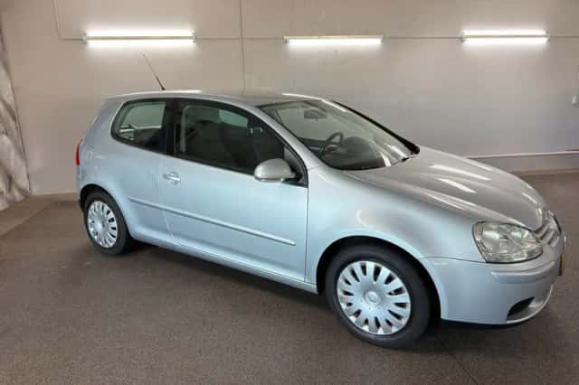 Volkswagen Golf (2006) thumbnail 2