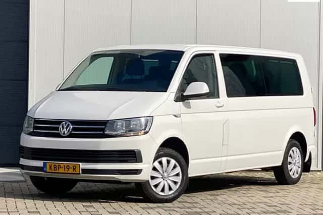 Volkswagen Transporter (2015) thumbnail 1