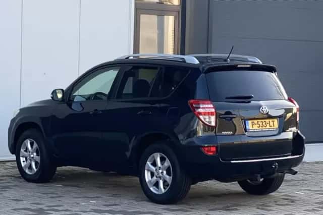 Toyota RAV4 (2012) thumbnail 5