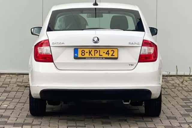 Škoda Rapid (2013) thumbnail 5