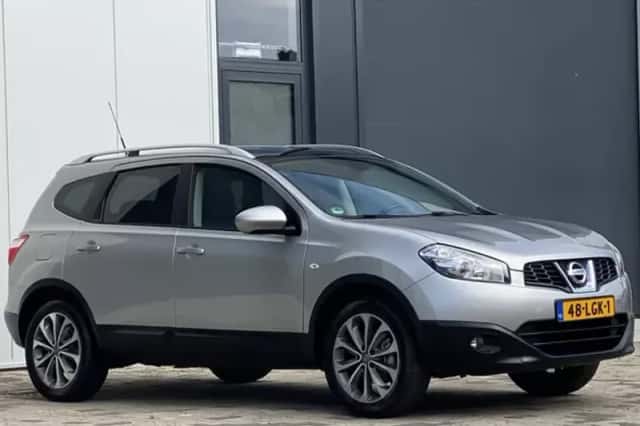 Nissan Qashqai (2010) thumbnail 3