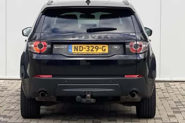 Land Rover Discovery Sport (2017) thumbnail 6