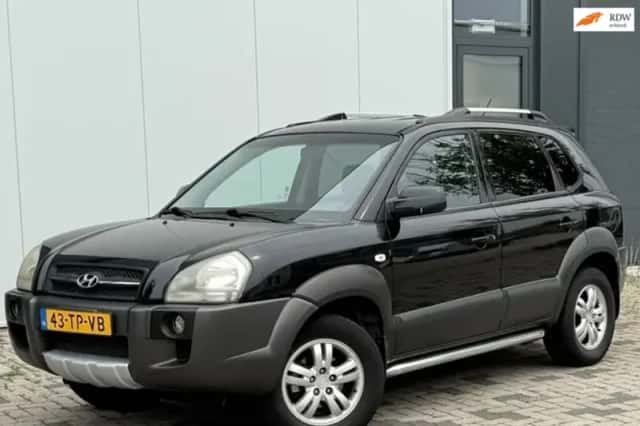 Hyundai Tucson (2007) thumbnail 1