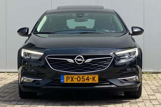 Opel Insignia (2017) thumbnail 2