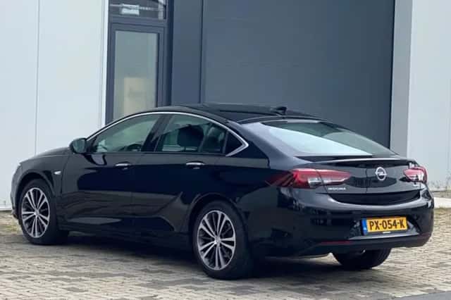 Opel Insignia (2017) thumbnail 6