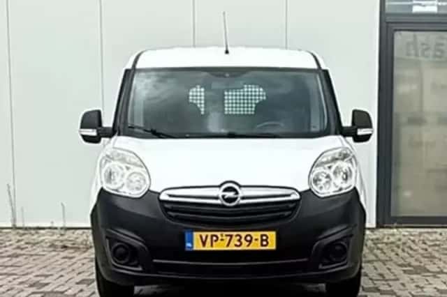 Opel Combo (2015) thumbnail 2
