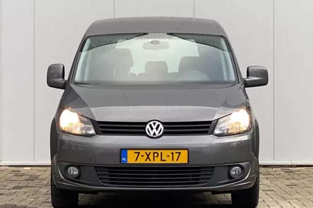 Volkswagen Caddy (2014) thumbnail 2