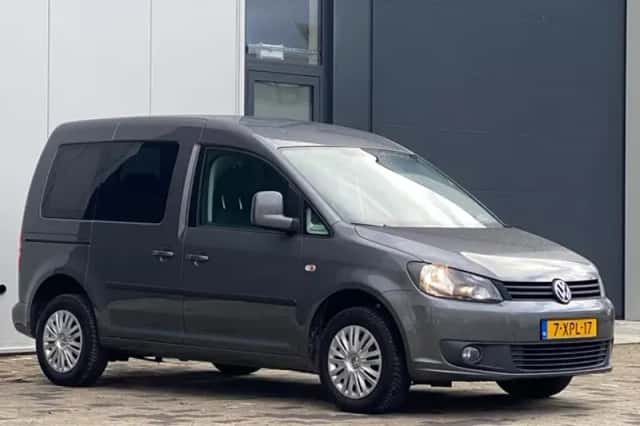 Volkswagen Caddy (2014) thumbnail 3