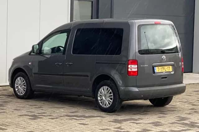 Volkswagen Caddy (2014) thumbnail 6