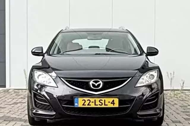 Mazda 6 (2010) thumbnail 2