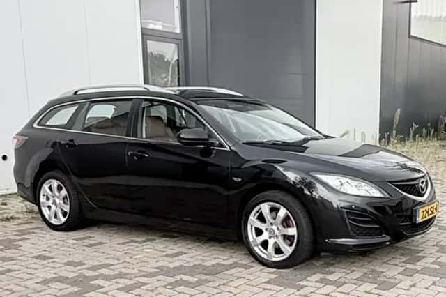 Mazda 6 (2010) thumbnail 3